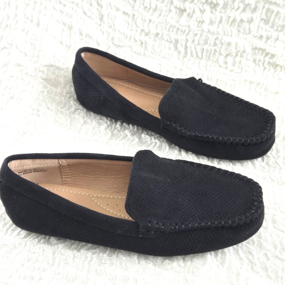JOURNEE COLLECTION Womens Slip-on Flat Loafer Halsey shoe Sz6 Black Casual Comfy